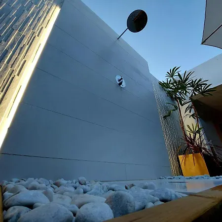 De Diseno Hidromasajes Terraza Y Piscina. * San Bartolomé