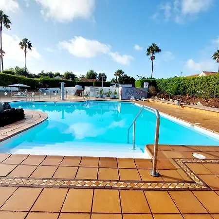 De Diseno Hidromasajes Terraza Y Piscina. Villa San Bartolomé